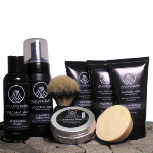 looking for Moisturizers For Men's Face? Use Our Men's Face Care Set